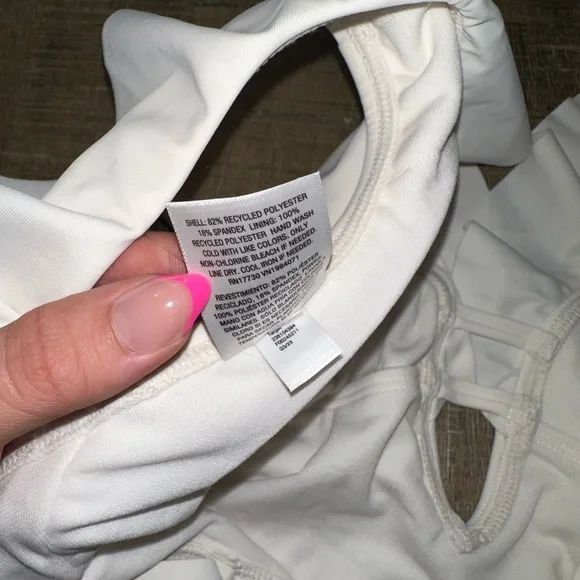 NWT Shade & Shore (Medium) Brand New White One Piece Swimsuit with Ruffle Straps - Picture 6 of 6